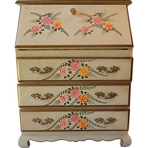 Andrea By Sadek Hand Painted Jewelry Box From