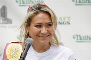 Miki Sudo breaks record, wins women's hot dog eating contest