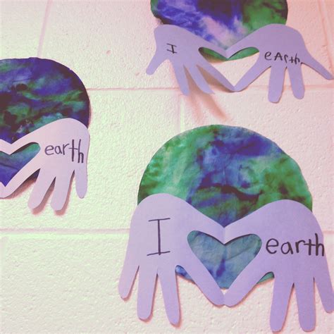 Earth Day Love Craft Jeni Sullivan Kids Crafts Daycare Crafts