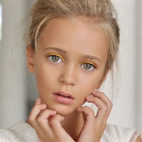 Alisa Samsonova Preteen Models Picture Gallery