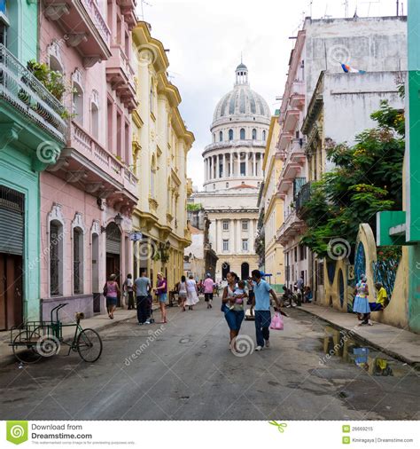 Urban Scene Depicting Life In Old Havana Editorial Image Image 26669215