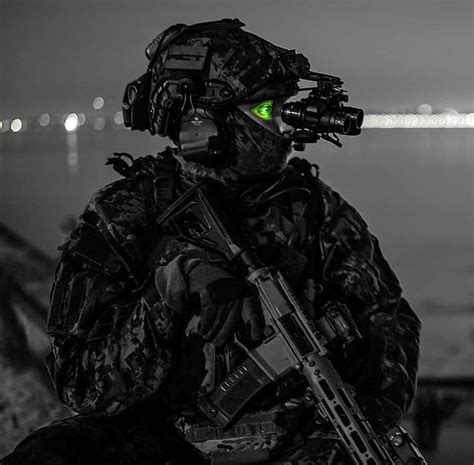 クリストファー・ペルティエが投稿したairsoft Night Vision、特殊部隊のナイトビジョン 高画質の壁紙 Pxfuel