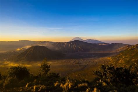 Indonesia Java Stratovolcano Sunrise Mount Bromo
