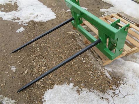 New Mds Bale Spear For Jd 148 Loader Farm Equipment And
