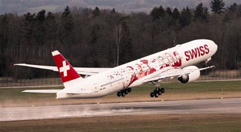 Swiss Dedicates First Boeing 777 To Its Employees Gtp Headlines