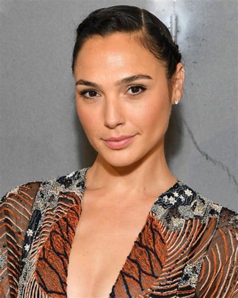 I Want To Prove My Worth To Goddess Gadot By Cumming Inside Her Holy