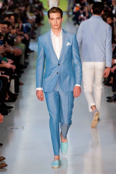 How To Wear Pastels An Essential Mens Guide