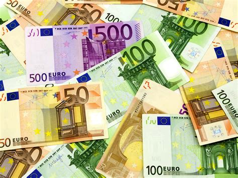 Vor einem jahr endete die ausgabe der 500 euro scheine in deutschland und österreich. Geld Euro-Scheine 500 100 50 (gemischt) « Putzlowitscher Zeitung