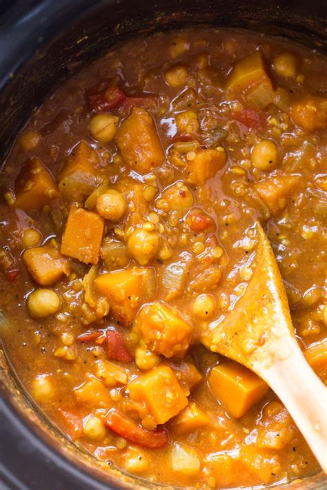 Instant pot moroccan chickpea soup is a hearty, vegan recipe that's simple to make, and is full of spice and flavor you'd expect from moroccan food! Slow Cooker Moroccan Chickpea Stew | Recipe | Vegan slow ...