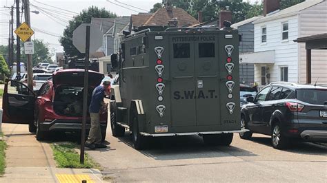 Swat Called To Duquesne Heights Suspect Taken Into Custody Cbs