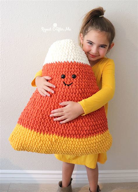 Giant Crochet Candy Corn Repeat Crafter Me