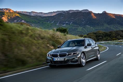 BMW 2020年秋季產品更新通報 新增全新入門車款116i、216i與216d - CarStuff 人車事