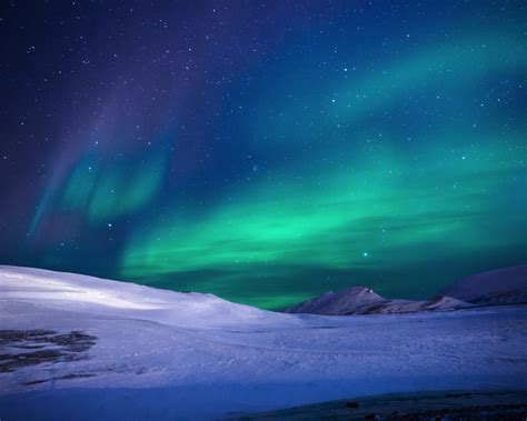 Download Wallpaper 1280x1024 Aurora Borealis Night Lights Landscape