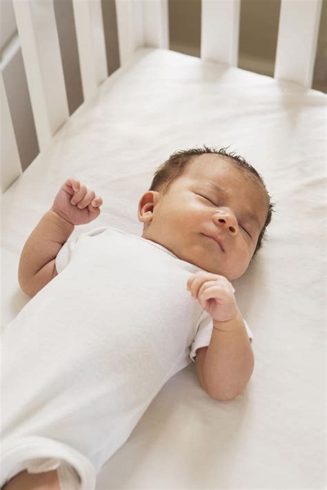Things To Know Before Putting Your Baby In A Crib