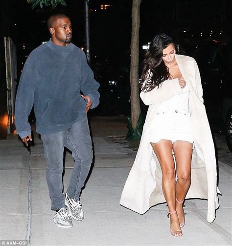 Kim Kardashian Puts On Eye Popping Display For Date Night With Kanye Kim Kardashian Kim And