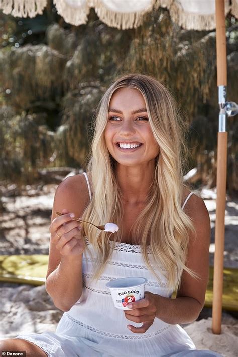The Blocks Elyse Knowles Is Revealed As An Ambassador For Low Sugar