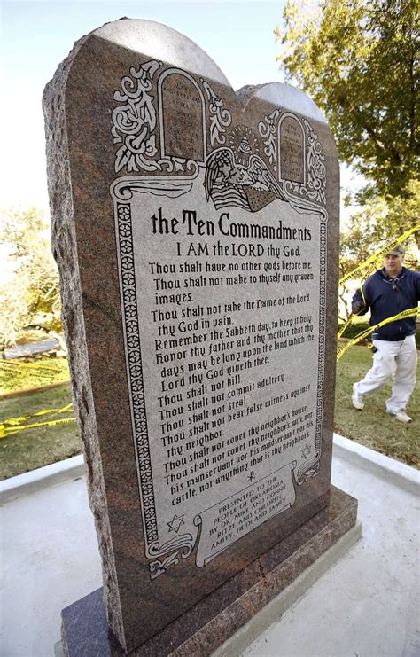 Aclu Of Oklahoma Challenges State Capitol Ten Commandments Monument