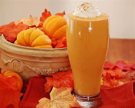 Pumpkin Pie Smoothie - Tiny Green Mom