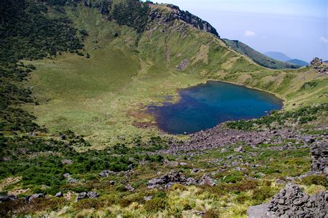 These Are The Best Mountains To Hike In South Korea This Year