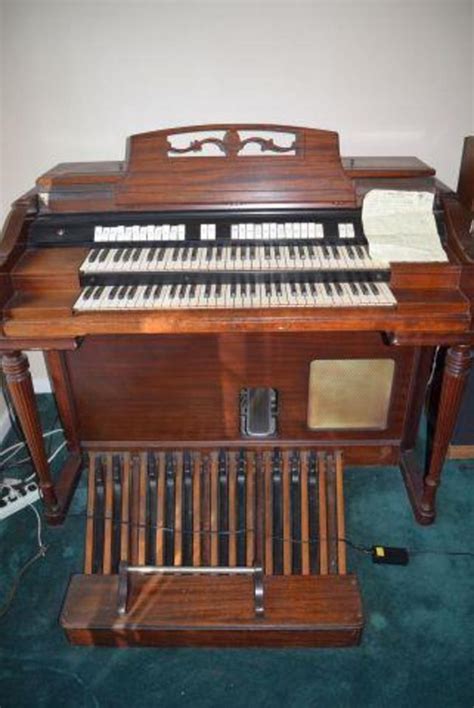 Auction Ohio Wurlitzer Organ