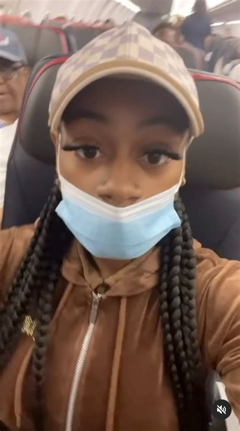 Wild Moment Track Star ShaCarri Richardson Is Kicked Off American Airlines Flight After