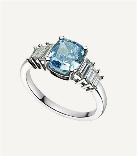 Crafted in striking 14k white gold this lady diana aquamarine and diamond ring can be worn as an engagement ring. Meghan Markle Wearing Princess Diana's Aquamarine Ring ...