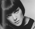 Mary Quant Biography - Childhood, Life Achievements & Timeline