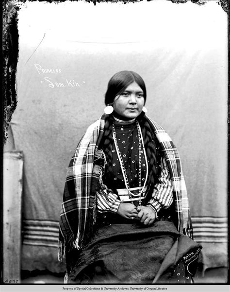 Princiss Som Kin Walla Walla Indian Girl Photo By Major Lee Moorhouse Native American Images