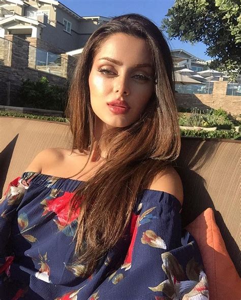 Instagram Photo By Mahlagha • Jul 31 2016 At 358pm Utc Beautiful Women Faces Beautiful Girl