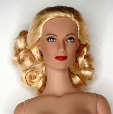 Tonner 16 Joan Crawford Cinema Siren Nude Blonde Curls Doll
