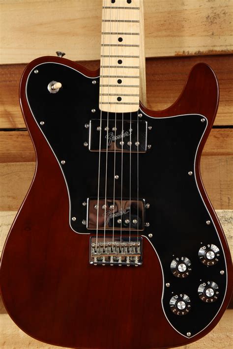 Fender Classic Series 72 Telecaster Deluxe Walnut Tele Clean Mocha 70