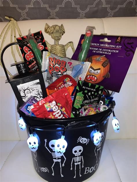 10 Spooky Basket Ideas For Girlfriends That Are Total Ghouls Diy