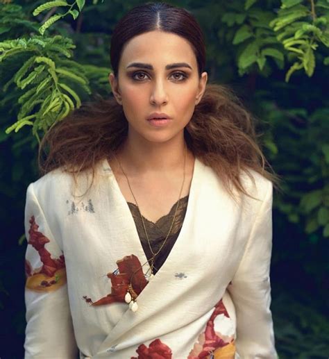 Ushna Shah Lifestyle 2023 Bio And Amazing Facts