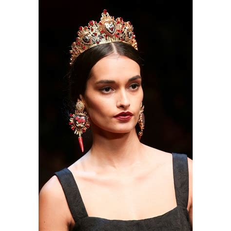 Lyst Dolce And Gabbana Crystal Embellished Tiara In Metallic