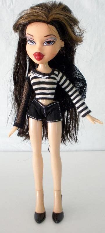 2001 Bratz Mga Jade Doll Wearing A Striped Top And Black Shorts 9 12 Tall Black Shorts