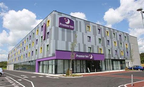 How can i contact premier inn london stansted airport? Stansted Airport Hotels with Parking | £59 p/Night Online