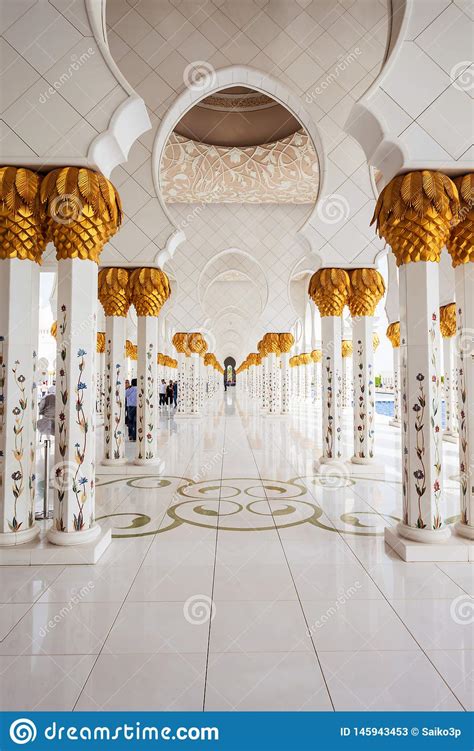 Sheikh Zayed Grand Mosque Interior Stock Image Image Of
