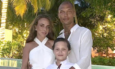 Jeremy Meeks Cosies Up To Chloe Green And His Eldest Son During New Years Eve Party In The