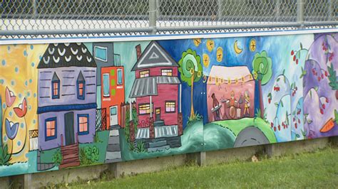 Residents Of Edmontons Parkallen Community Create Mural To Prevent Graffiti Cbc News Mural