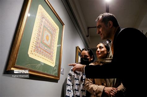 افتتاح بينالية الرسم الإيراني في طهران صور