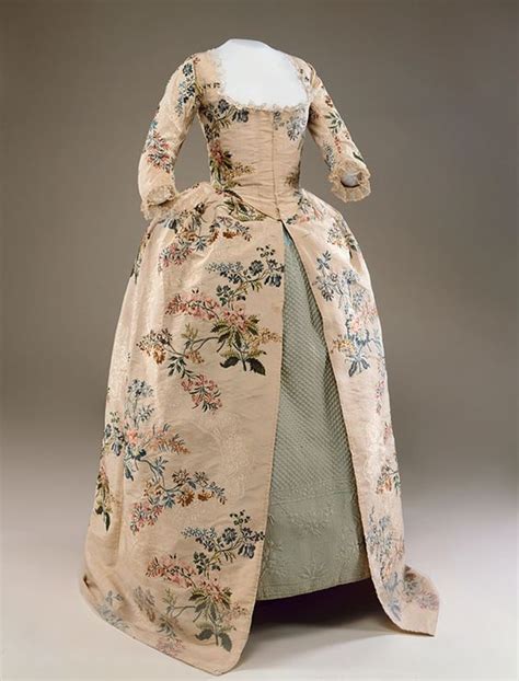 Robe à Langlaise 1745 59 Altered 1791 And 1824 From Historic