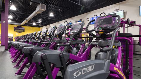 Gym in Stratham, NH | 20 Portsmouth Ave | Planet Fitness