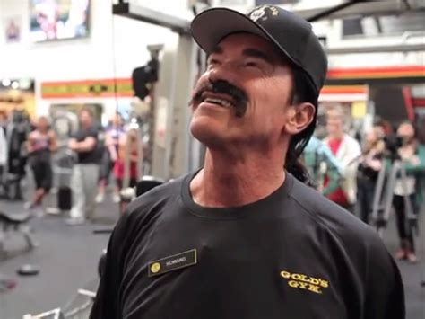 Arnold Schwarzenegger Goes Undercover At Golds Gym Gets Recognised By