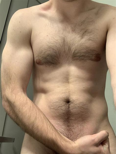 27 Muscular And Well Endowed Bull In Minneapolis MN Nudes