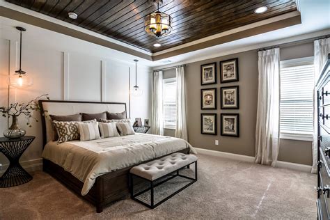 Cool Dark Hardwood Floor Bedroom Ideas For Small Room Interior