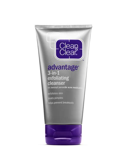 Clean and clear has stood the test of time by being the most consistently trusted brand all over and the fact that a new green apple variety made it a very refreshing and attractive choice. ADVANTAGE® 3-in-1 Exfoliating Cleanser | CLEAN & CLEAR®