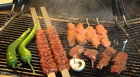 About 6% of these are ovens, 2% are electric grills & electric griddles. Uitidee - Ramak BBQ Mixed Grill - YouTube
