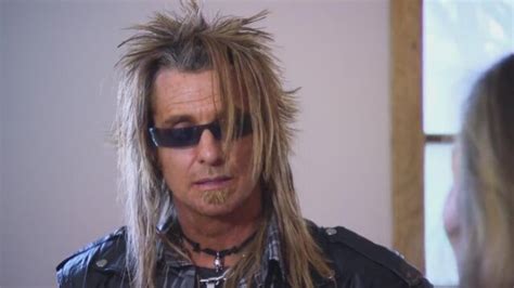 Watch Billy The Exterminator Canine Cage Match S7 E1 Tv Shows Directv