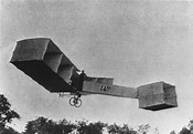 Hoje na História: 23 de outubro - Santos Dumont voa com o 14-Bis em Paris