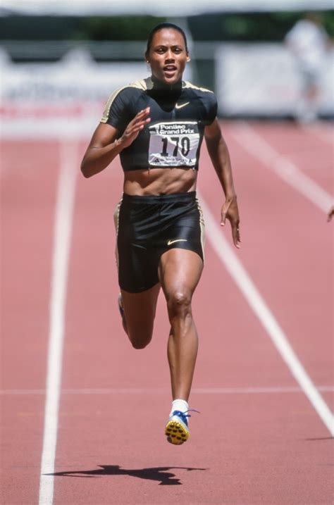 9 Black Female Athletes Who Proved That Blackgirlmagic Is Real Hellobeautiful